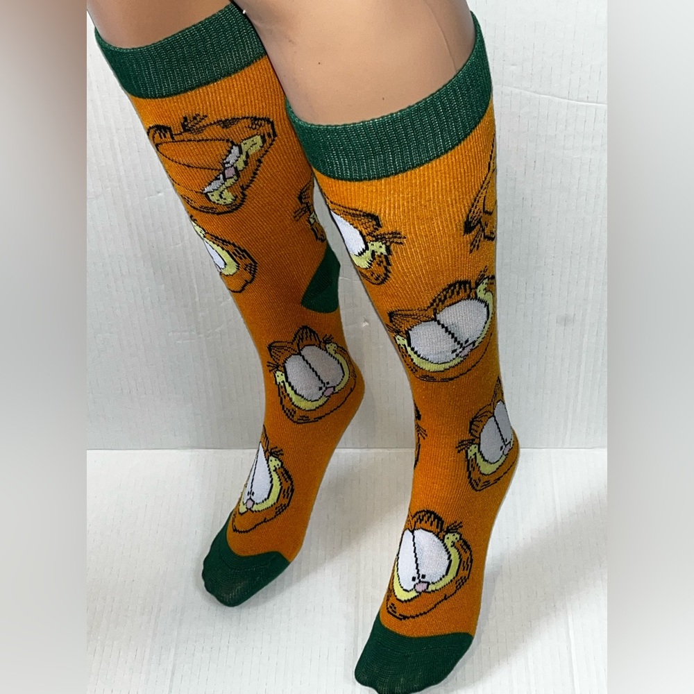 #23 Garfield Orange and Green Cartoon Socks